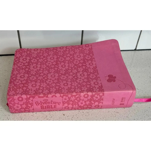 NIV Adventure Bible for Early Readers Children Hardcover Binding Pink 9"x5.5" - Picture 2 of 7